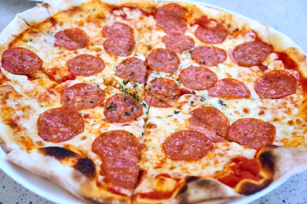 <h1 class="c9">
      <span class="c5 c11"
        >Grab's Guide to Best Pizza Restaurant Reviews and Design Ideas in
        Singapore</span
      >
    </h1>