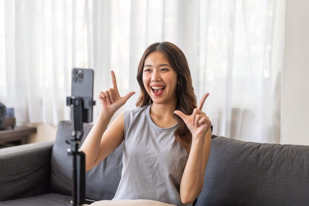 อาชีพเสริม Content Creator / Influencer