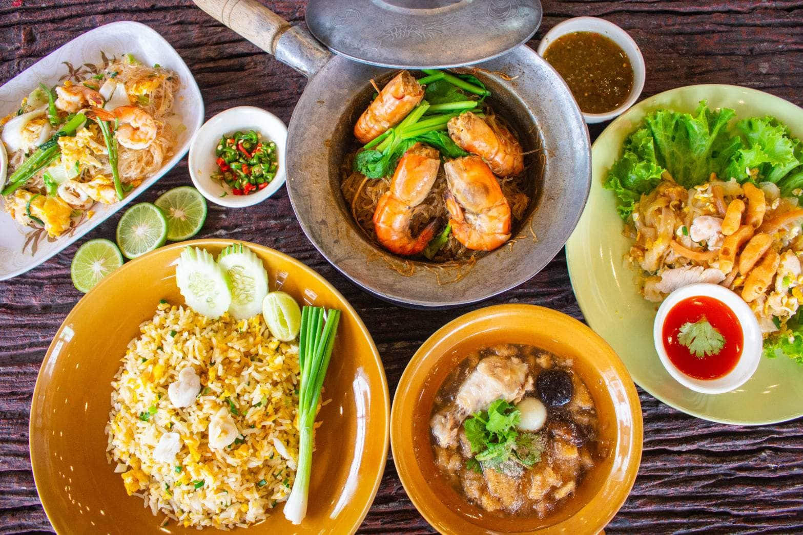ต.รวมโชคข้าวผัดปู พอใจหมูกระทะ