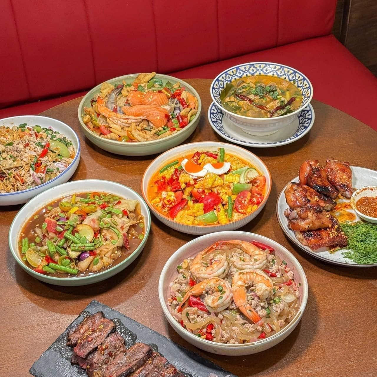 คำแพง - Kampang ISAN casual dining 