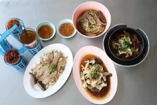 บ๊วยโภชนา บรรทัดทอง 

