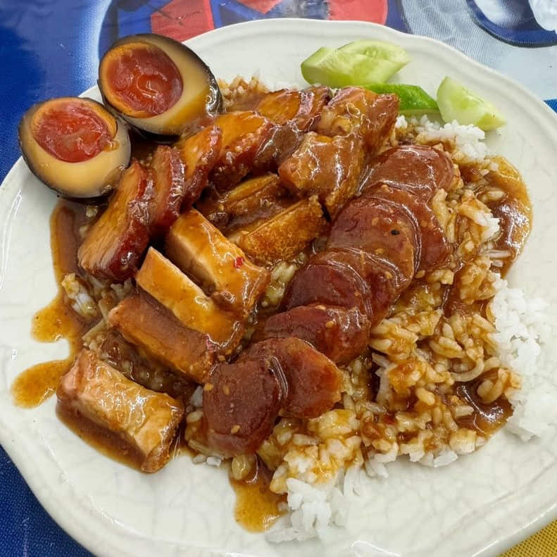 เซี้ย เหล่ายี่ห้อ ข้าวหมูแดง
