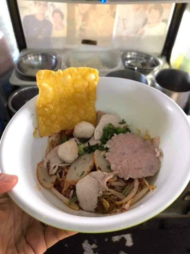 ก๋วยเตี๋ยวต้มยำหมูนุ่ม ป้าเยาว์ 