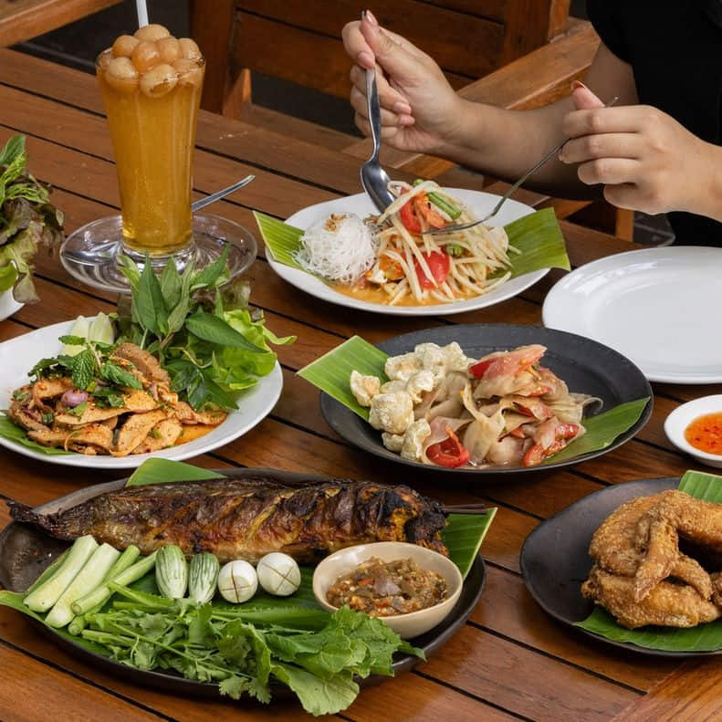 บ้านส้มตำบางรัก 