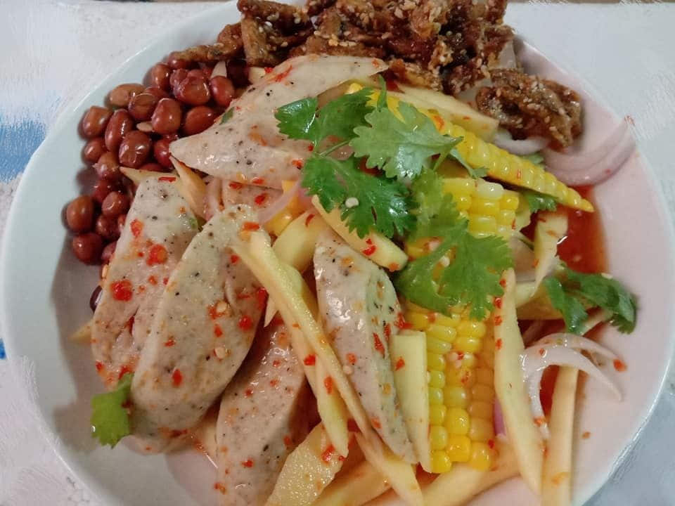 ร้านยำมะม่วงแซ่บปากเจ่อ