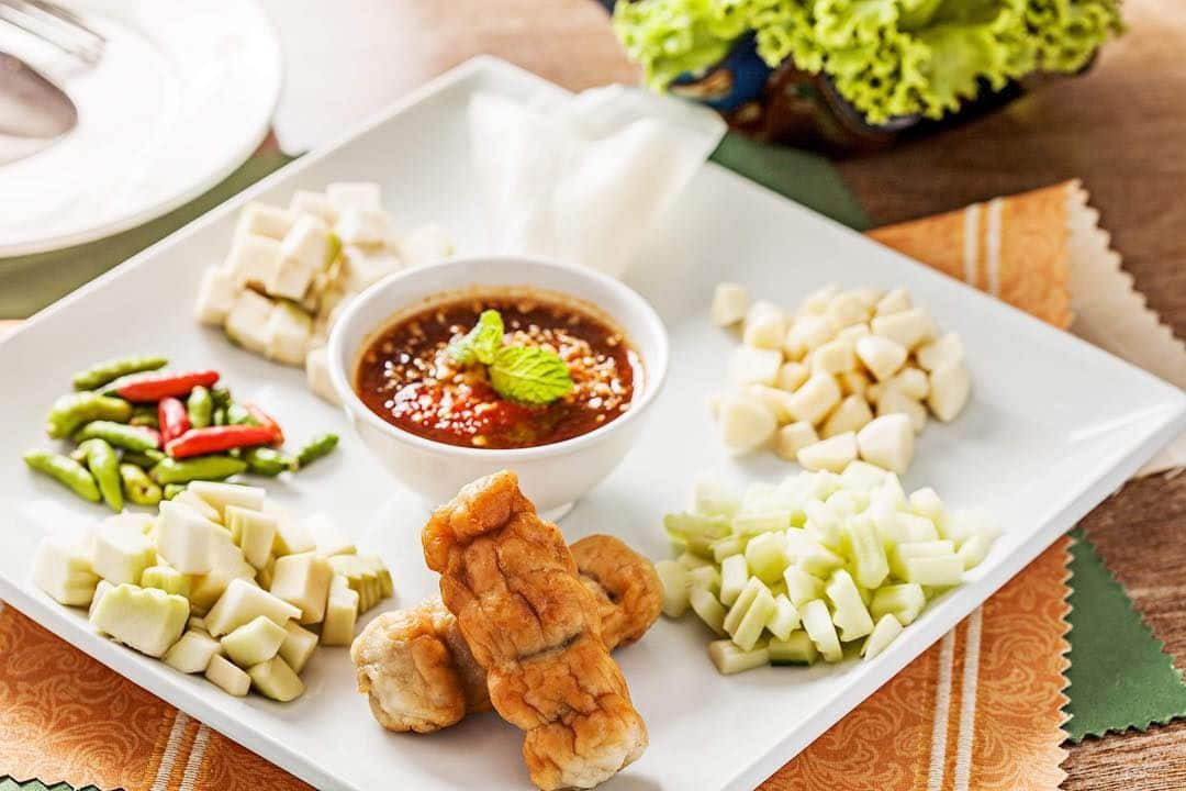 ร้านอาหารลองดู ลาดพร้าว 