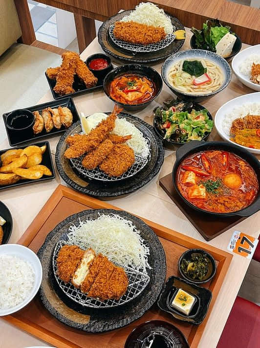  Katsuya 