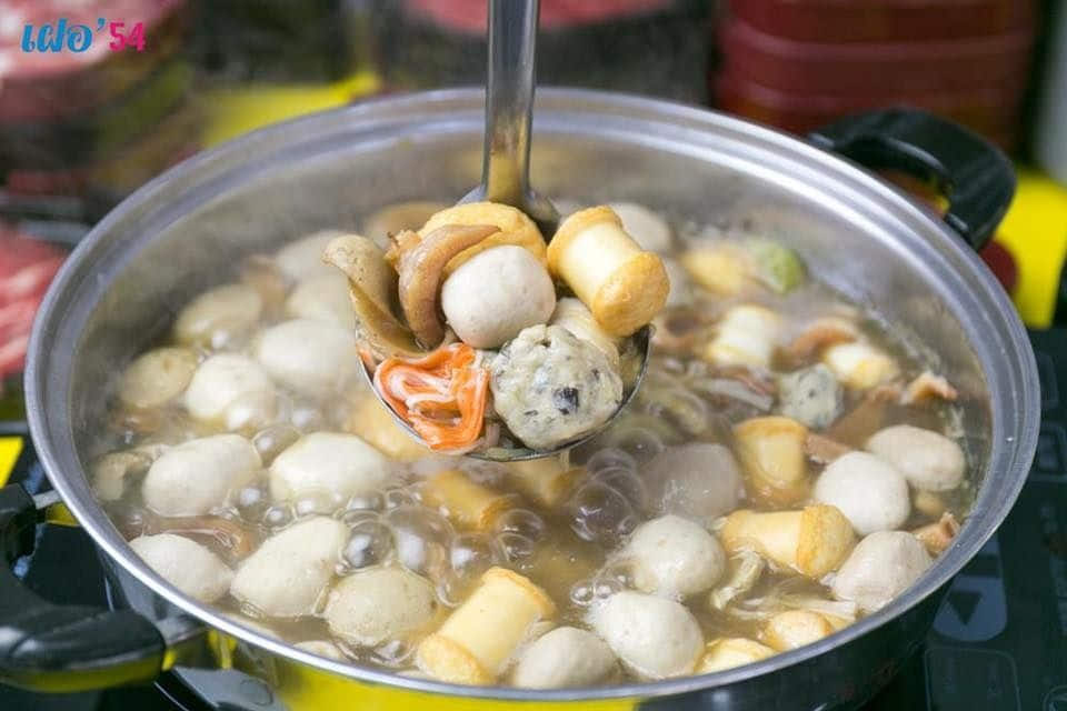 เฝอ 54 เฝอหม้อไฟเจ้าแรกในไทย สาขา ลาดพร้าววังหิน 60
