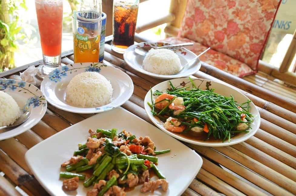 อิ่มจัง