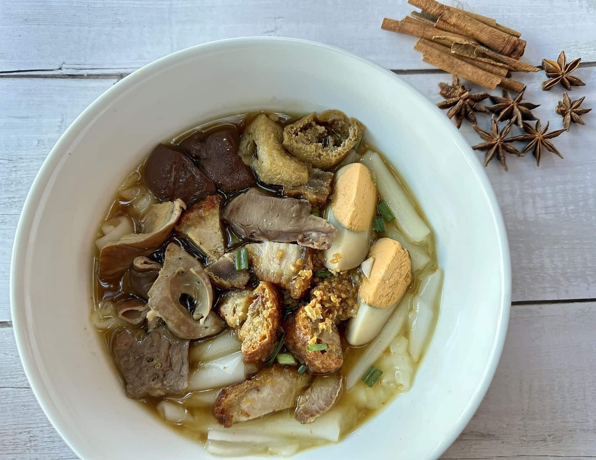 ก๋วยจั๊บน้ำข้น