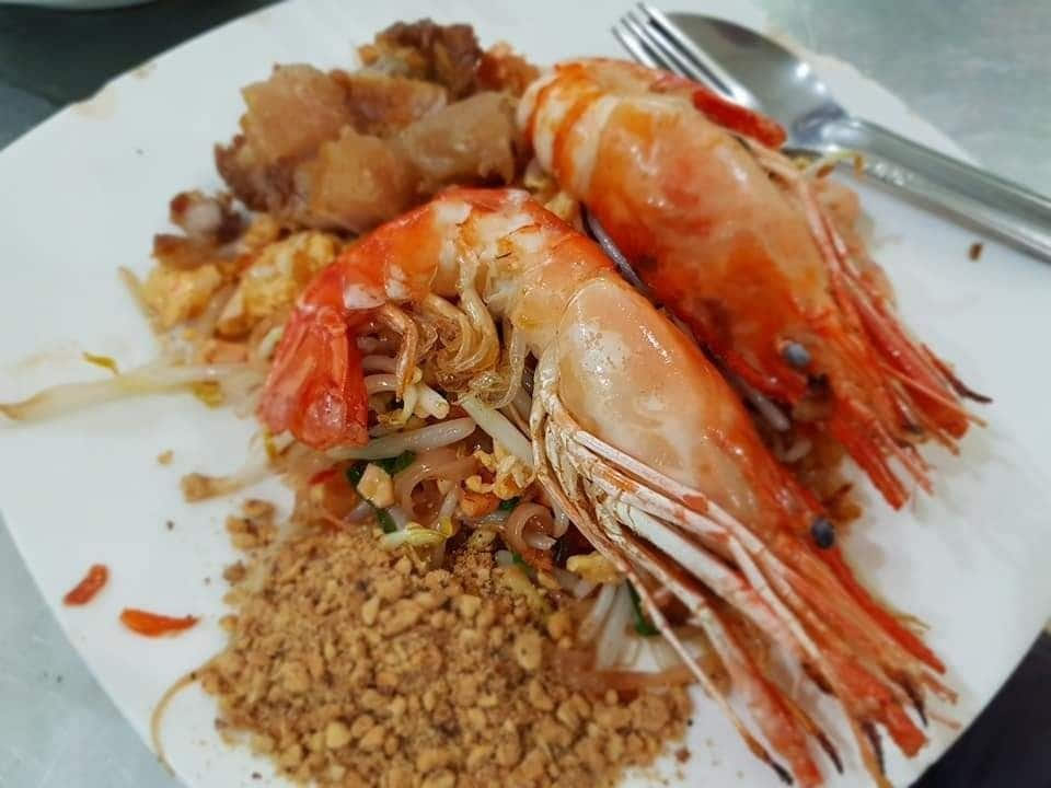  ผัดไทยใบตอง