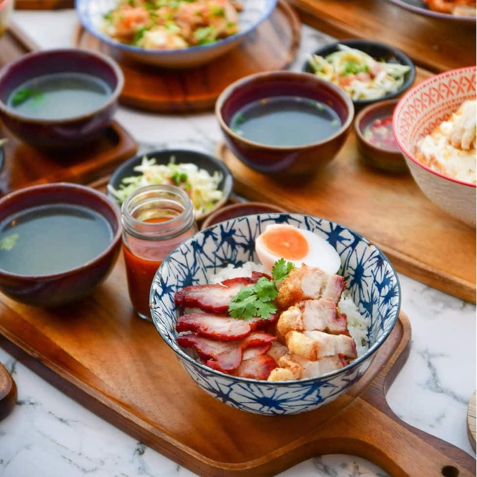 ข้าวด้งหมูแดง เตาถ่าน ศิริราช วังหลัง 