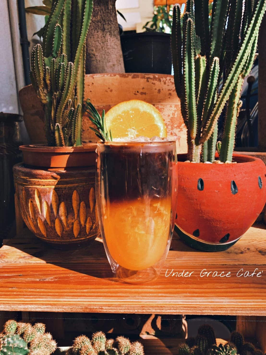 UNDER GRACE CAFÉ
