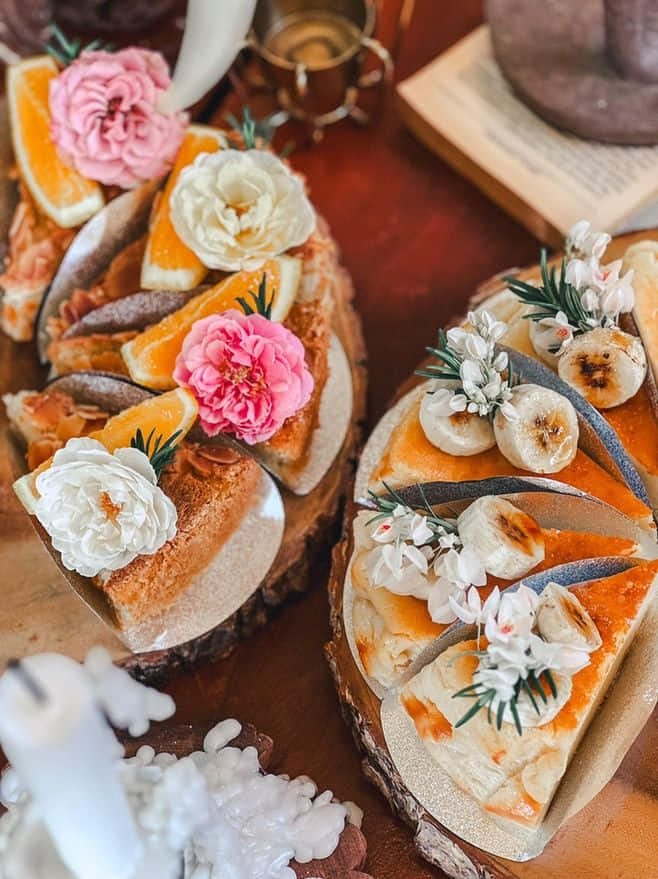 Let me tell you our story café