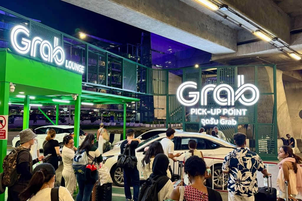 เดินทางไปสุวรรณภูมิด้วย Grab ดีอย่างไร