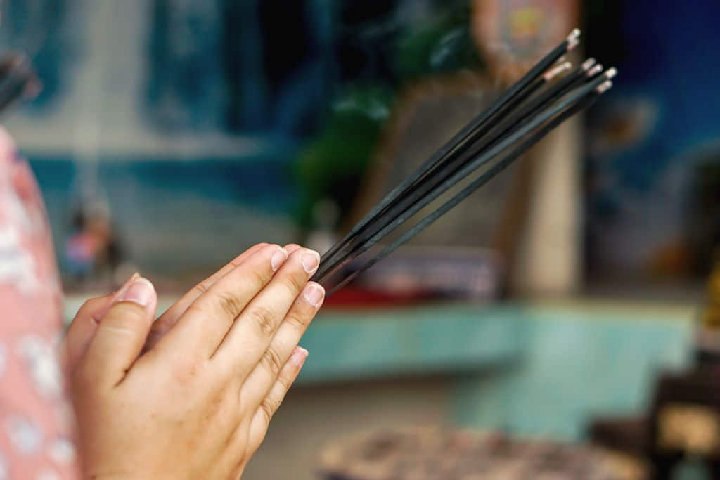 คาถาเรียกลูกค้า หลวงพ่อกวย ที่ถูกต้องสวดอย่างไร