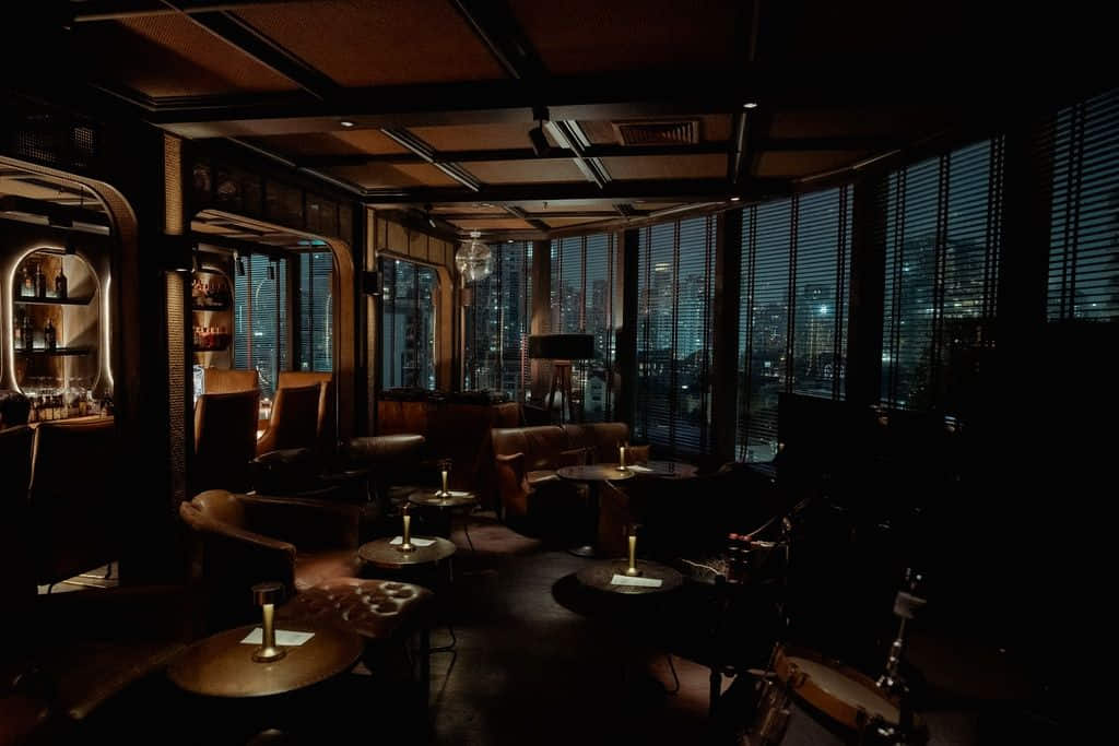 ร้านเหล้าทองหล่อ 008 Bar