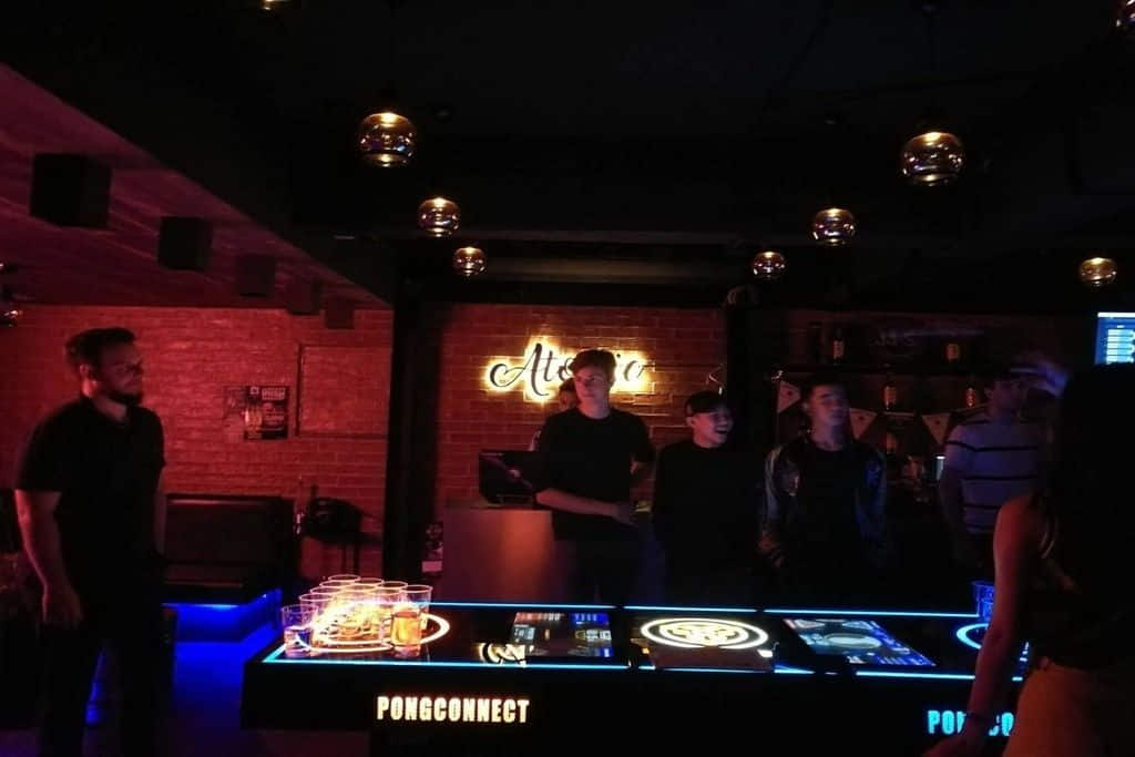 ร้านเหล้าทองหล่อ Atomic Beer Pong
