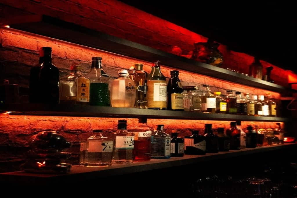 ร้านเหล้าทองหล่อ Speaker Box