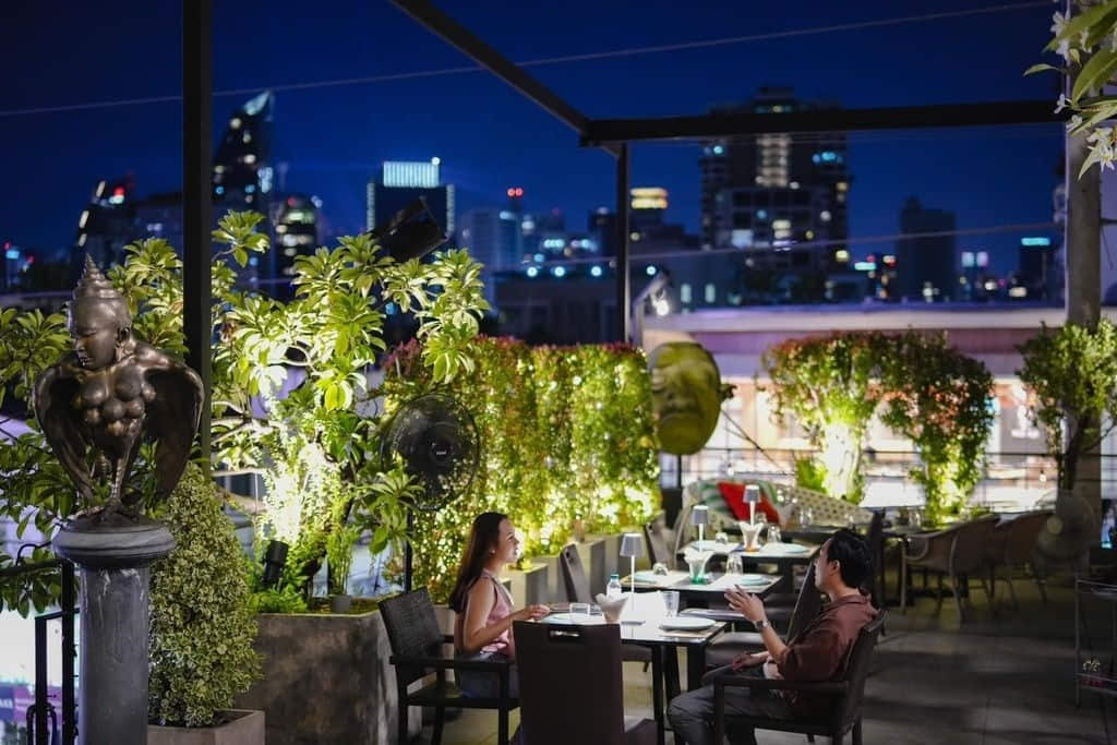 ร้านเหล้าทองหล่อ UpperDeck NangKwak