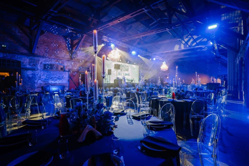 กาล่าดินเนอร์ การแต่งตัวควรเน้นความเป็นทางการ และลวดลายที่ไม่ฉูดฉาด