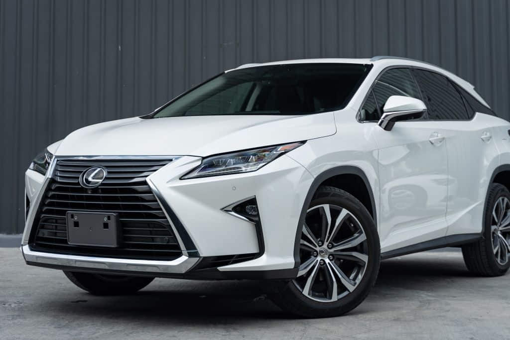 ยี่ห้อรถยนต์หรู Lexus