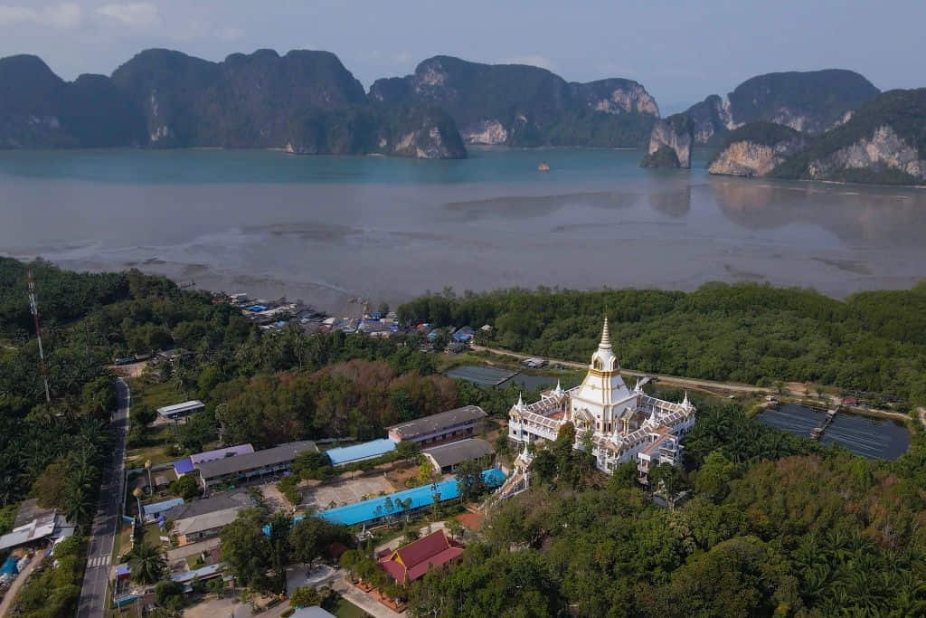 ที่เที่ยวกระบี่ วัดมหาธาตุแหลมสัก