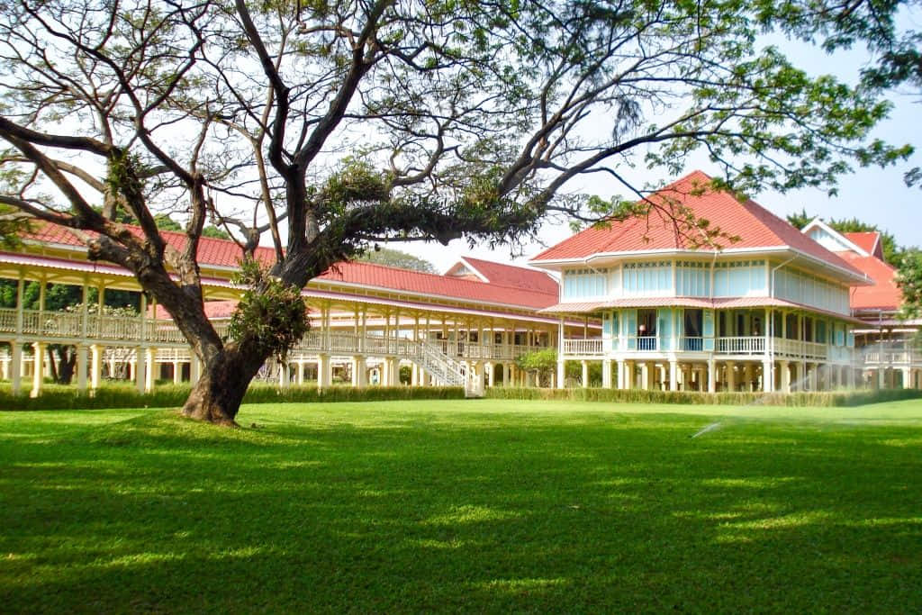 สถานที่เที่ยวหัวหิน พระราชนิเวศน์มฤคทายวัน