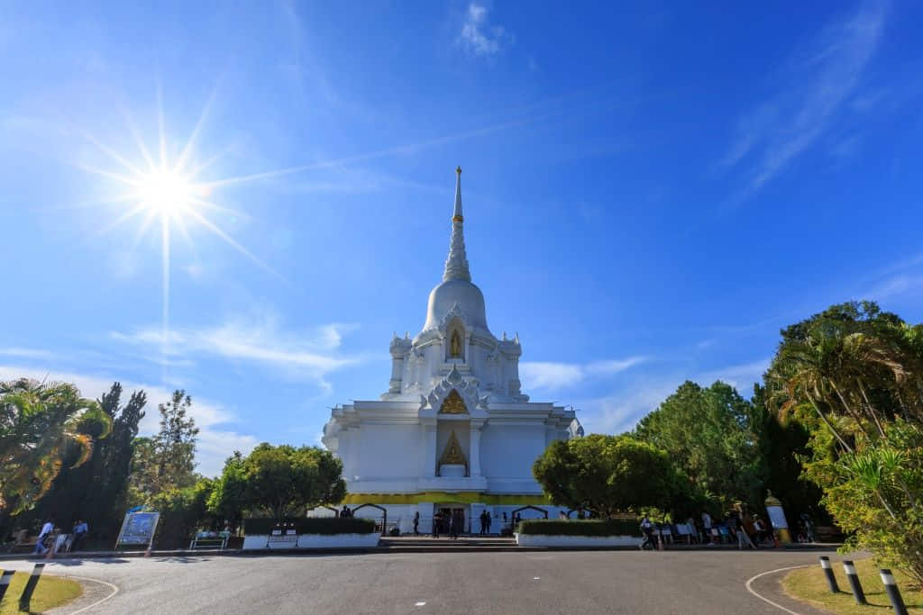 พระบรมธาตุเจดีย์กาญจนาภิเษกบนยอดเขาค้อ จังหวัดเพชรบูรณ์