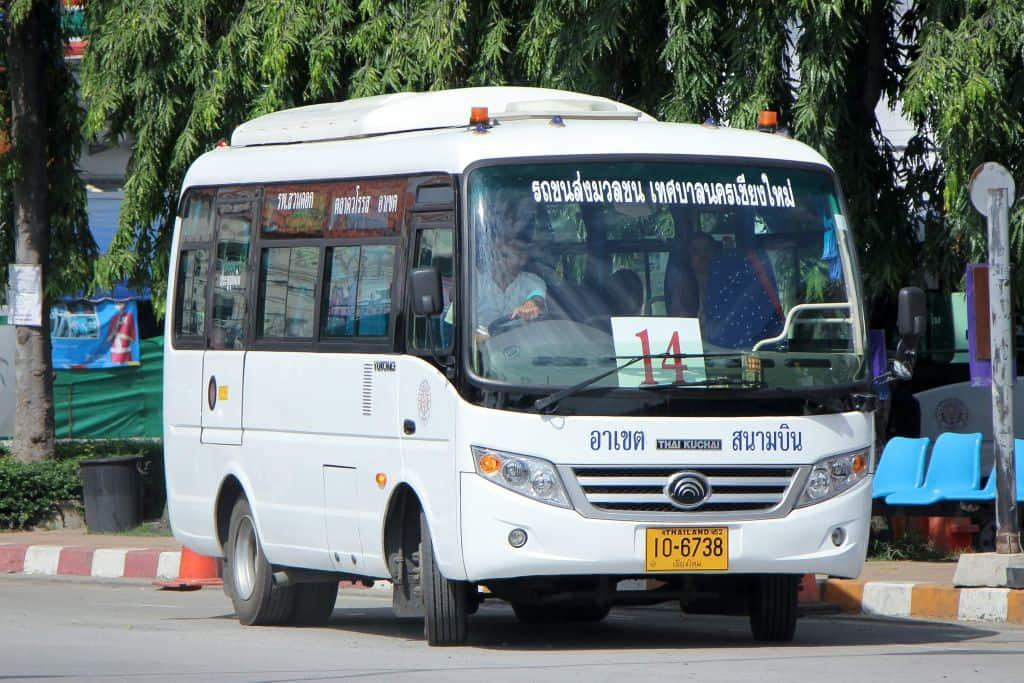 ไปสนามบินเชียงใหม่ด้วยรถบัสสนามบิน