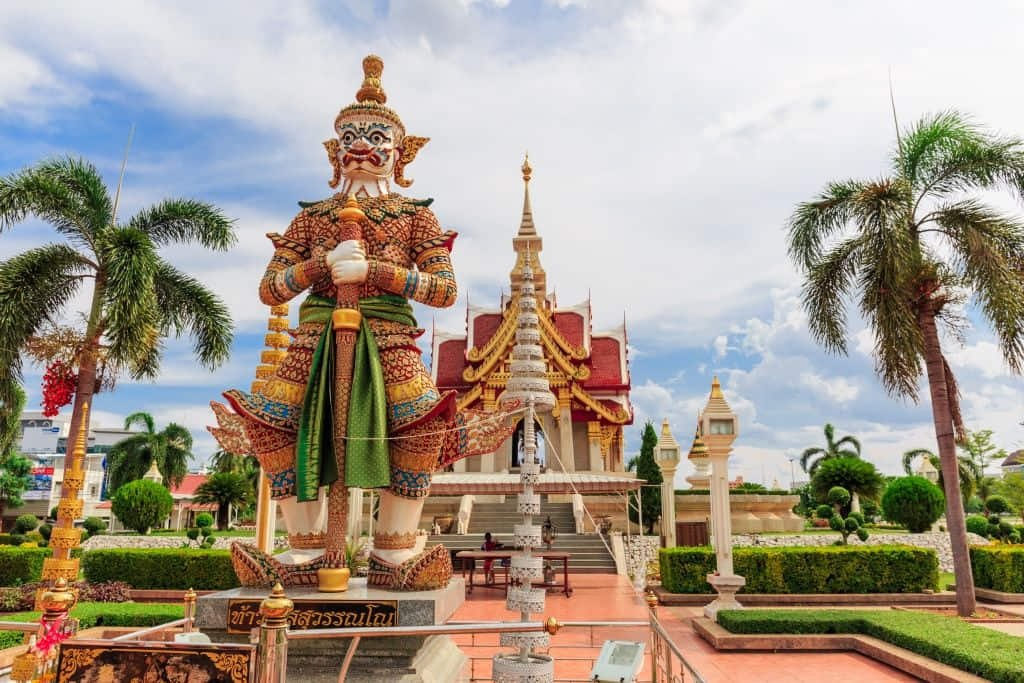 ท้าวเวสสุวรรณอารักษ์คู่เมืองที่ศาลหลักเมืองอุดรธานี
