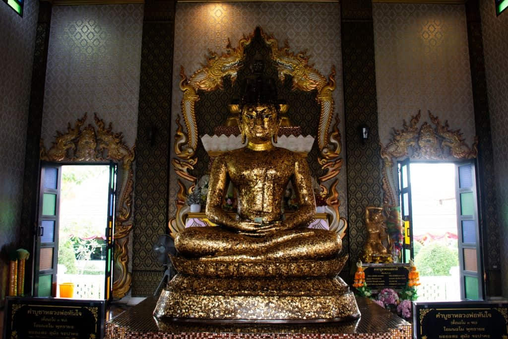 รวมบทพระคาถาเงินล้านยอดนิยม สวดตามแล้วทำมาค้าขึ้น
