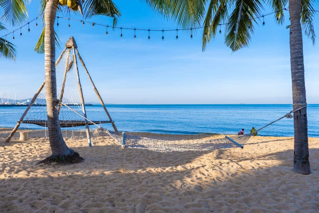 ที่เที่ยวพัทยา หาดจอมเทียน (Jomtien Beach) ทะเลสงบเหมาะพักผ่อนแบบชิล ๆ