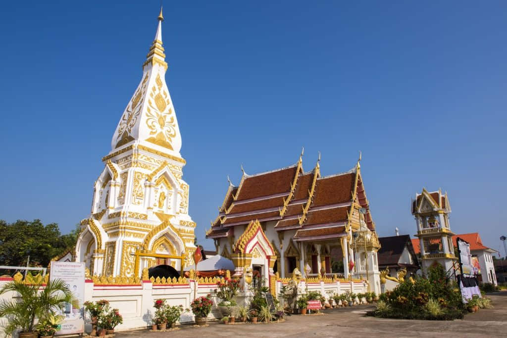องค์พระธาตุประสิทธิ์ วัดพระธาตุประสิทธิ์ อำเภอนาหว้า
