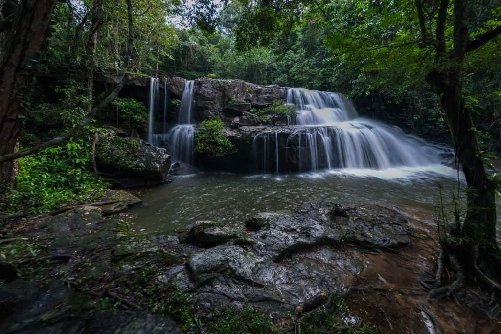สายน้ำตกปางสีดาและลานหินในอุทยานแห่งชาติปางสีดา