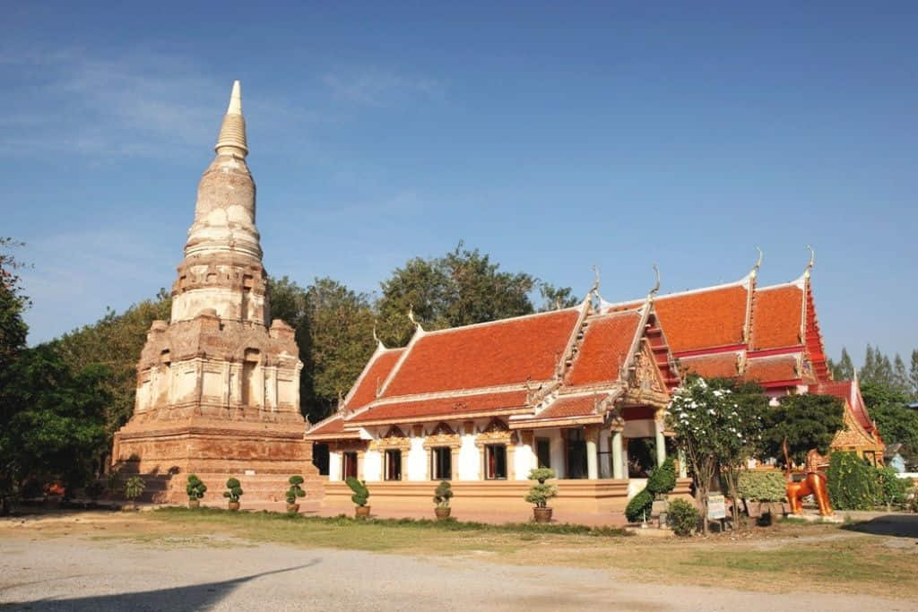 เจดีย์ทรงละโว้ที่วัดพระแก้ว อำเภอสรรคบุรี จังหวัดชัยนาท