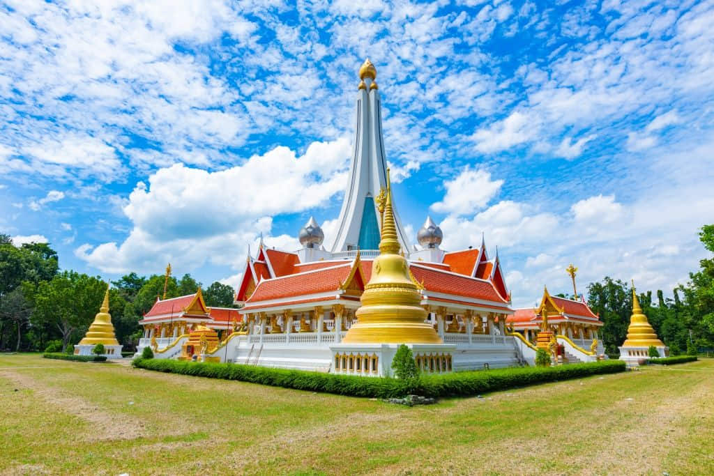พระอุโบสถวัดปทุมธาราม จังหวัดชัยนาท