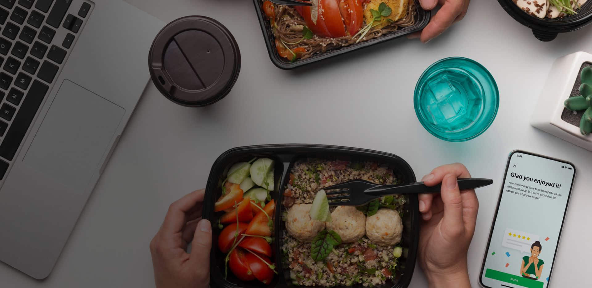 Grab Food Loading Safe, convenient Grab food deliveries to fuel businesses | Grab VN