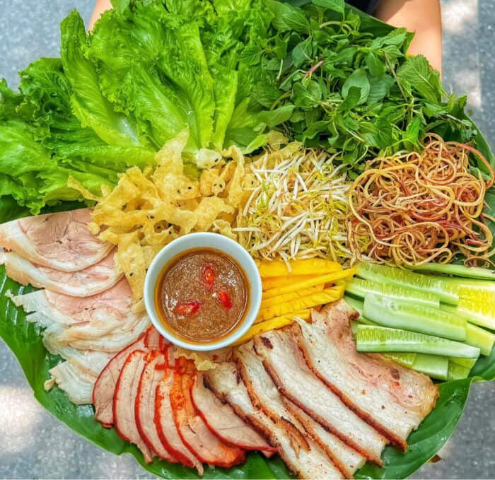 Bánh Tráng Cuốn Thịt Heo - Món Ăn Trưa Ngon Ở Sài Gòn