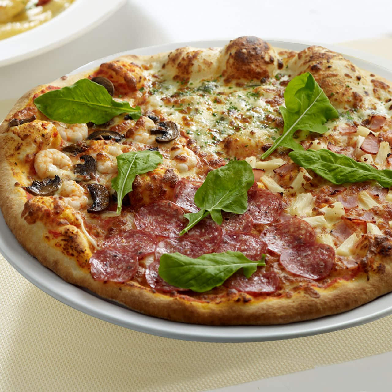 Italiannis_Package-02-V4-Pizza-Enorme_Easy-Resize.com_