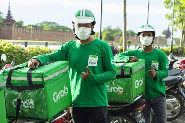 Image-2_GrabFood-delivery-partners-in-Mandalay-_Credit-to-Grab-Myanmar
