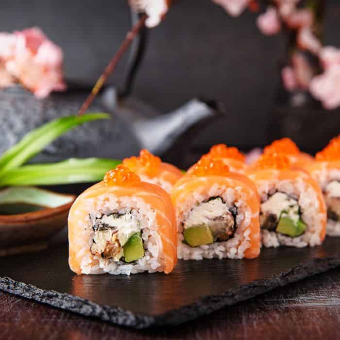 4 Healthy Gunkan Sushi Under 100 Calories At Sushi King Grab My