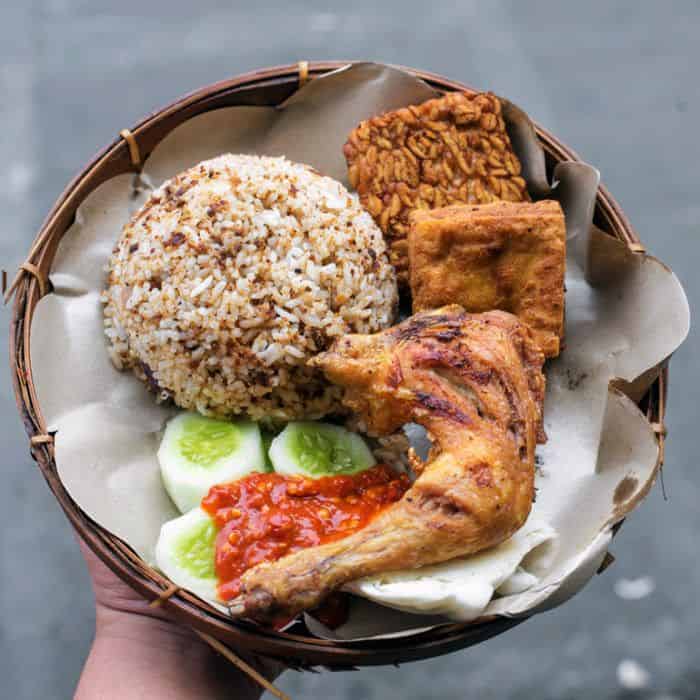 8 Makanan Khas Sunda Terdekat di Jakarta | Grab ID