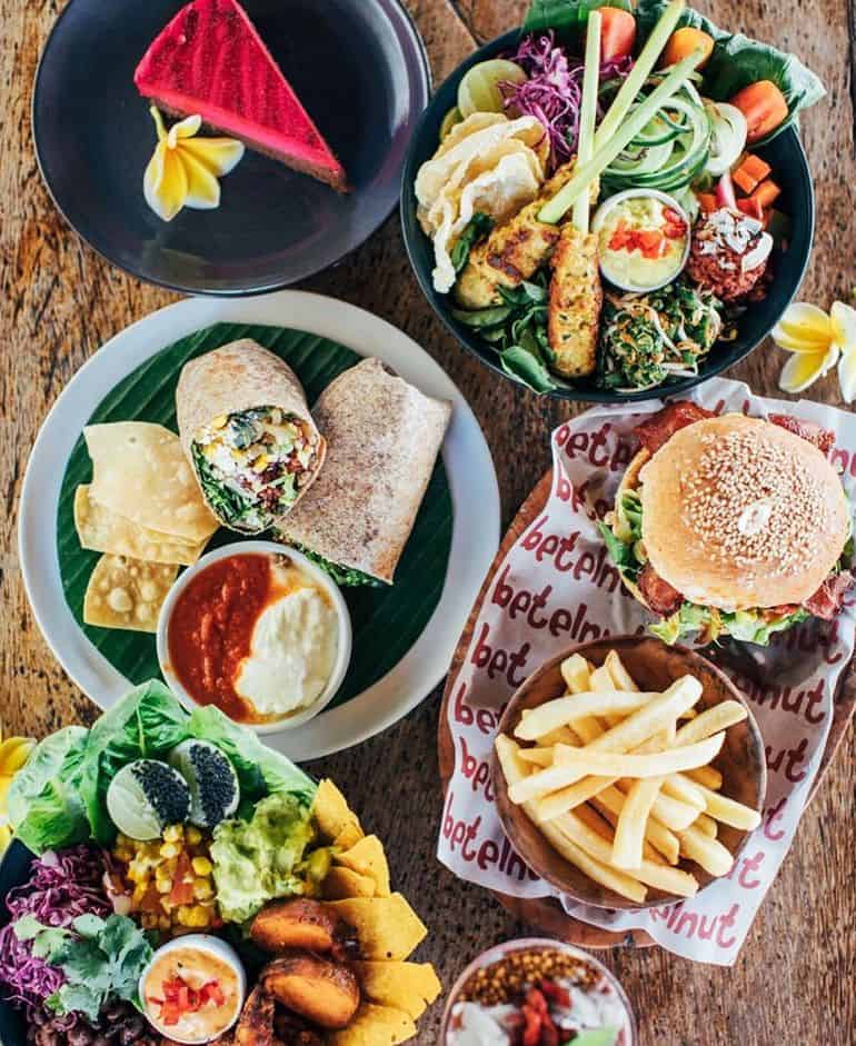 Best cafes in Bali: burgers, wraps and cake at Betelnut Canggu