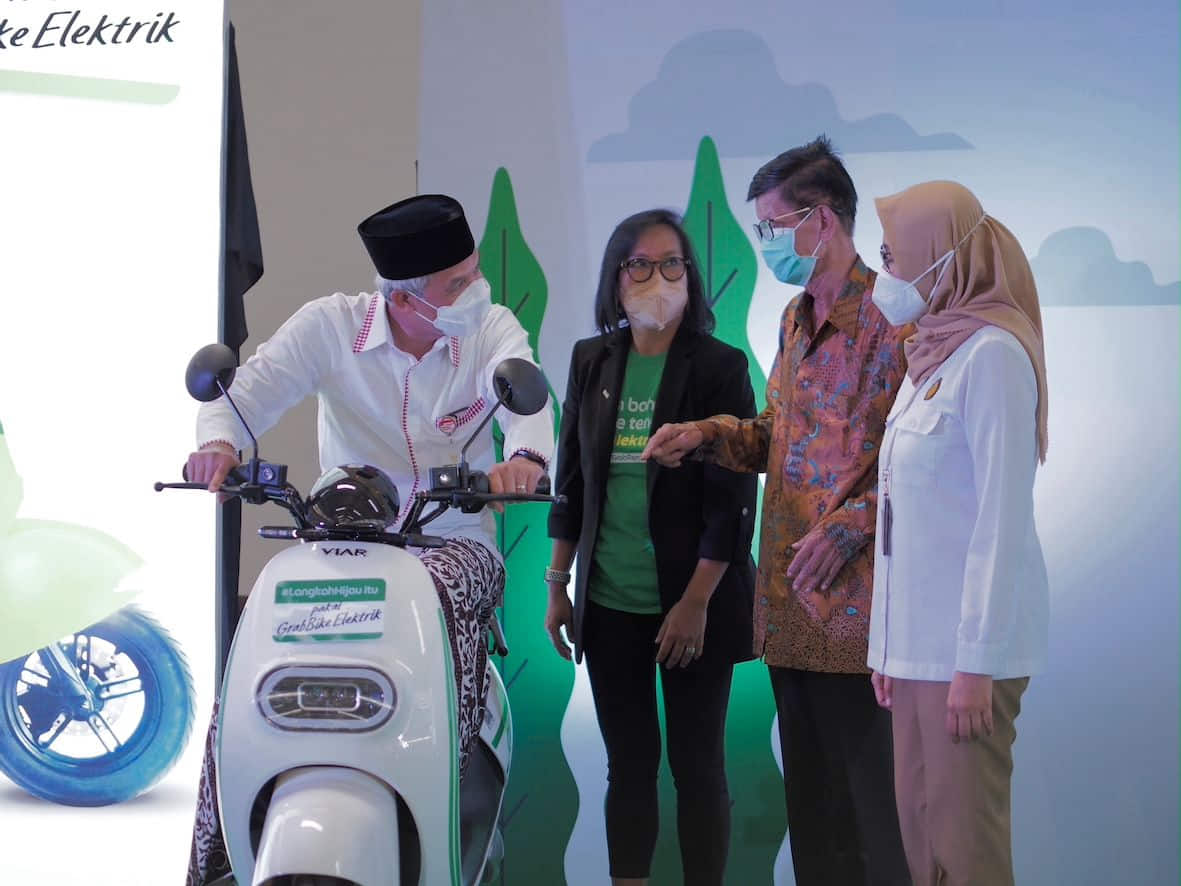 Grab Indonesia Pesan 6.000 Lebih Sepeda Motor Listrik Buatan Jawa